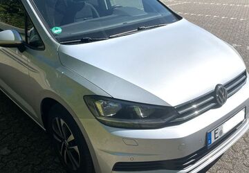 VW Touran 89.500 km 17.490 &euro; Essen 45219