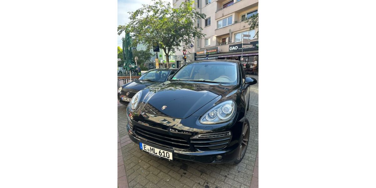 Porsche Cayenne 139.000 km 24.500 &euro; Essen 45130