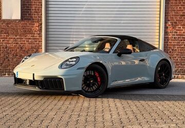 Porsche 992 6.000 km 214.081 &euro; Düsseldorf 40211