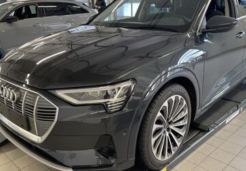 Audi e-tron 34.394 km 32.850 &euro; Hagen 58091