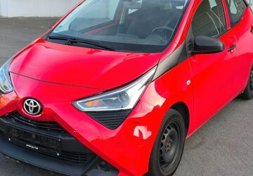 Toyota Aygo (X) 187.000 km 4.878 &euro; Neuss 41472