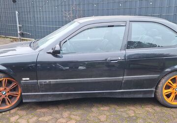 BMW 323 240.198 km 2.900 &euro; Solingen 42699