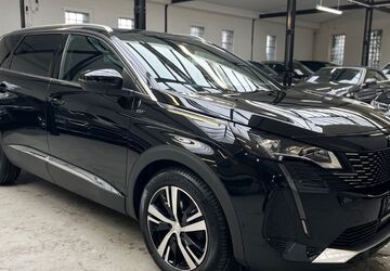 Peugeot 5008 83.000 km 26.600 &euro; Velbert 42551