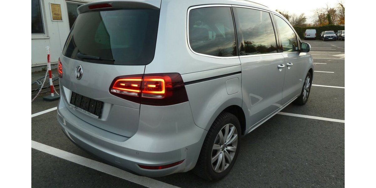VW Sharan 2.0 TDI DSG Panorama Navi Leder 7 Sitze + 175.000 km 16.900 &euro; Ratingen 40885