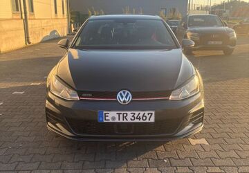 VW Golf 182.000 km 10.000 &euro; Essen 45359