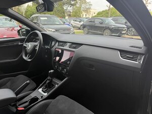 Skoda OCTAVIA TSI RS 2.0 Combi +Navi+CarPlay+Totwinkel+ 89.504 km 23.450 &euro; Meerbusch 40667