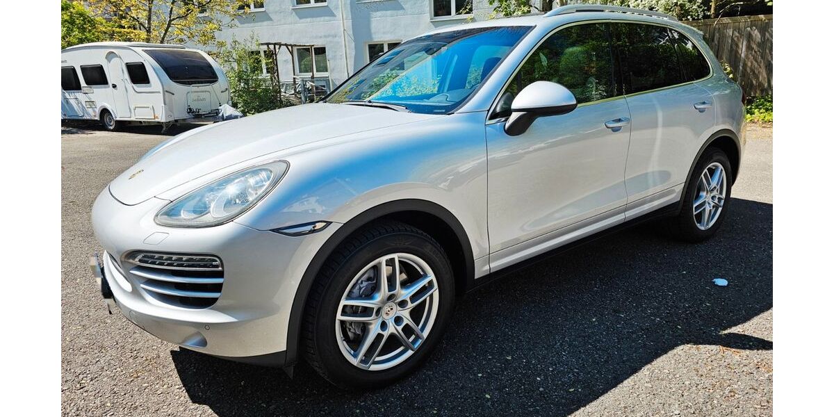 Porsche Cayenne 218.190 km 17.900 &euro; Wuppertal 42285