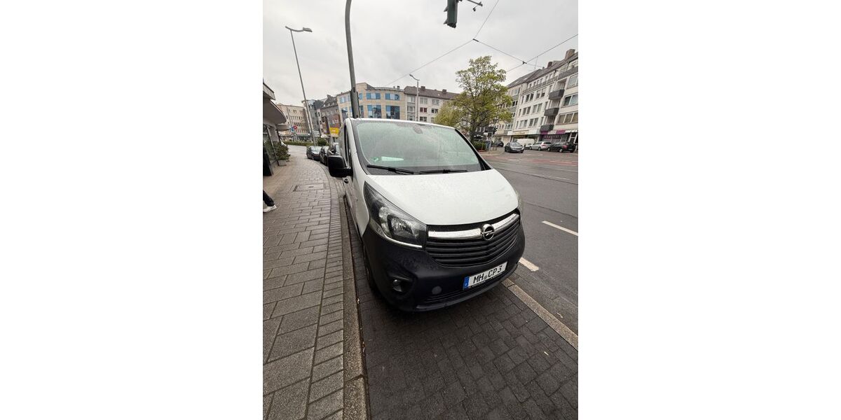 Opel Vivaro 91.000 km 9.300 &euro; Mülheim an der Ruhr 45481