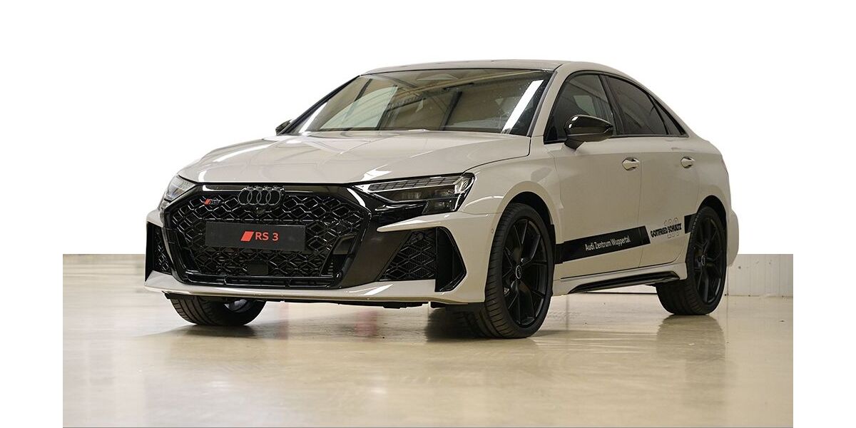 Audi RS3 1.500 km 71.960 &euro; Wuppertal 42109