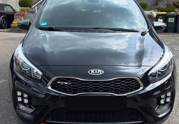 Kia ceed / Ceed 57.000 km 14.850 &euro; Wuppertal 42289