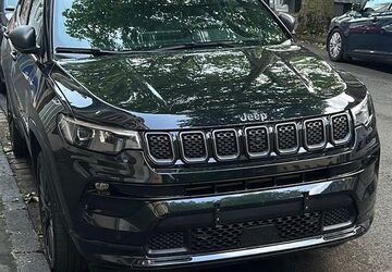 Jeep Compass 53.000 km 20.900 &euro; Duisburg 47166