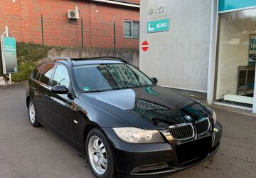 BMW 320 278.000 km 2.790 &euro; Remscheid 42857