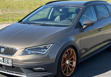 Seat Leon 119.300 km 12.950 &euro; Essen 45355