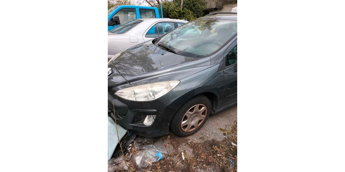 Peugeot 308 173.000 km 700 &euro; Wuppertal 42289