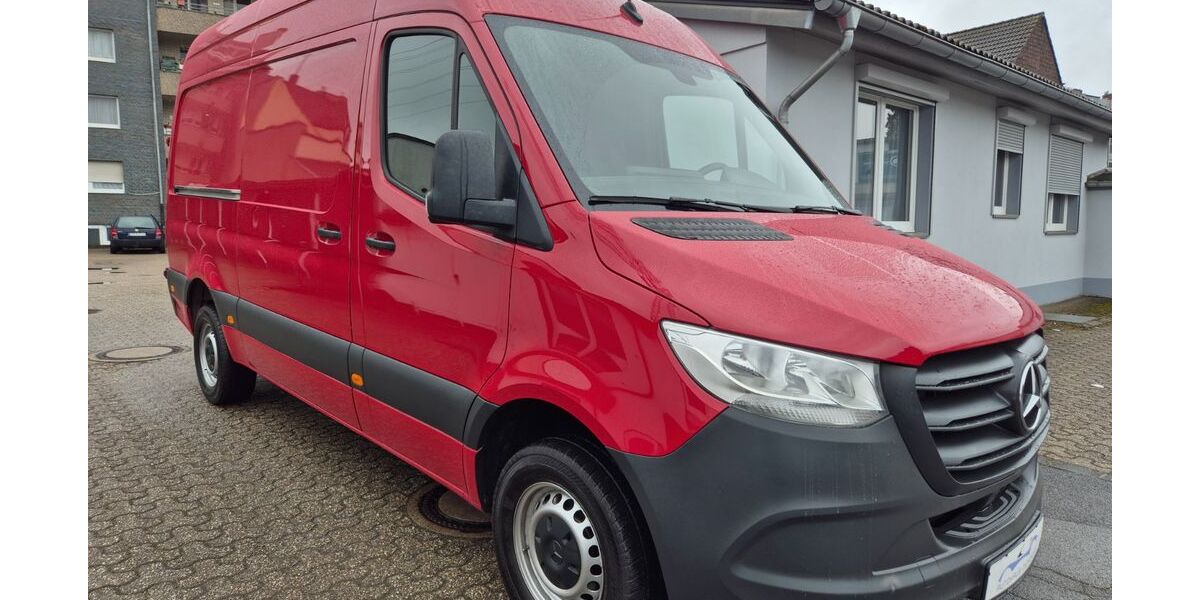 Mercedes-Benz Sprinter 138.000 km 21.500 &euro; Düsseldorf 40591