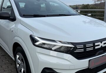 Dacia Sandero 1.190 km 15.990 &euro; Radevormwald 42477