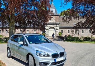 BMW 218 Active Tourer 55.000 km 14.789 &euro; Düsseldorf 40489