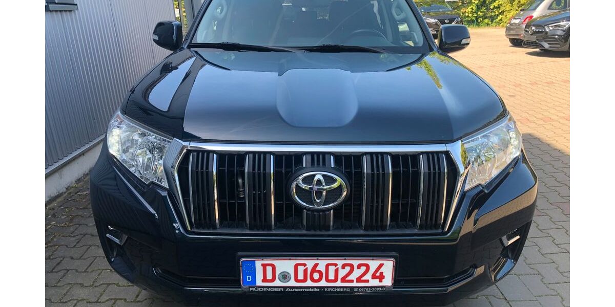 Toyota Land Cruiser 170.200 km 42.900 &euro; Düsseldorf 40468