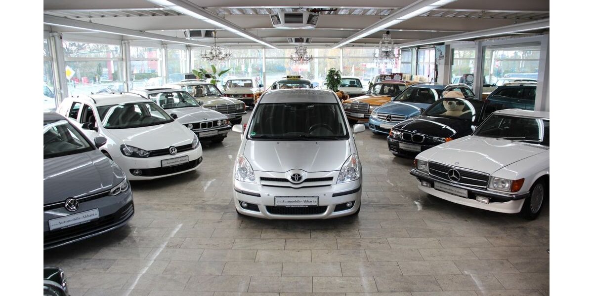 Toyota Corolla Verso 225.000 km 3.990 &euro; Essen 45356