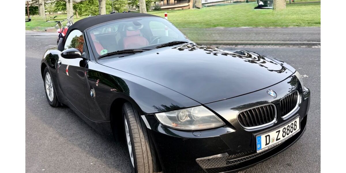 BMW Z4 220.000 km 9.490 &euro; Düsseldorf 40549