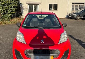 Peugeot 107 160.000 km 2.100 &euro; Solingen 42651