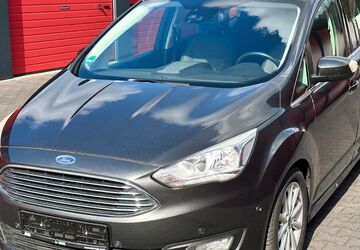 Ford Grand C-Max 86.965 km 9.400 &euro; Oberhausen 46145