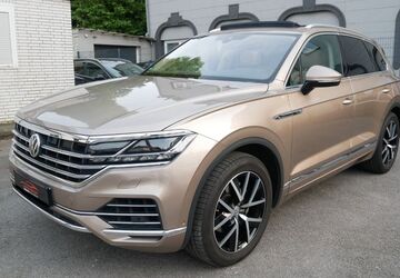 VW Touareg 149.678 km 36.950 &euro; Mülheim an der Ruhr 45473