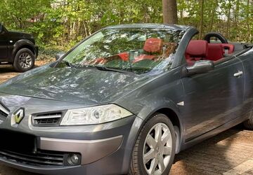 Renault Megane 126.000 km 2.900 &euro; Hilden 40721