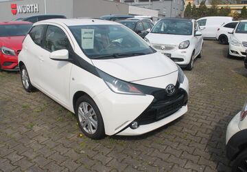 Toyota Aygo (X) 69.391 km 8.799 &euro; Bochum 44867