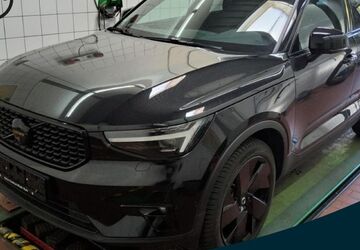 Volvo XC40 13.079 km 38.490 &euro; Essen-Kray 45309