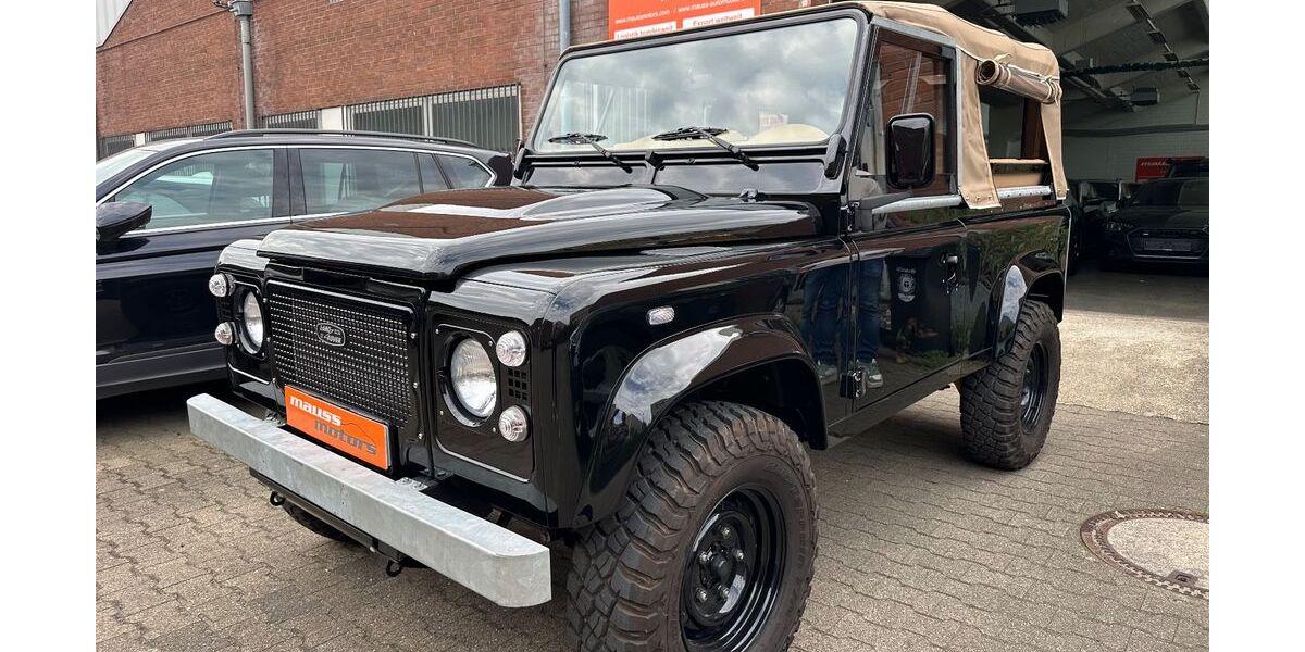 Land Rover Defender 18.100 km 85.000 &euro; Düsseldorf 40549