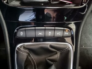 Opel Astra Elegance Keyless Navi Parkass Kamera Winterp 49.703 km 14.580 &euro; HAAN 42781