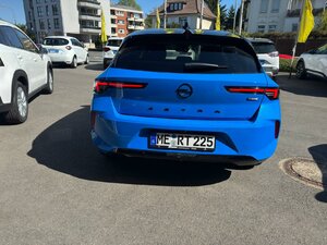 Opel Astra GS KAM NAV SHZ LHZ Frontscheibenheiz. 360° K 9.000 km 28.900 &euro; HAAN 42781