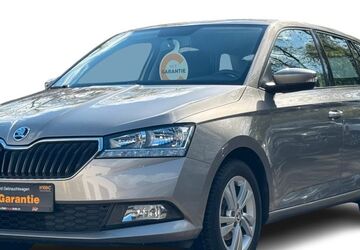 Skoda Fabia 74.000 km 10.990 &euro; Duisburg 47249