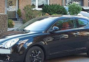 Alfa Romeo MiTo 91.300 km 5.500 &euro; Düsseldorf 40235