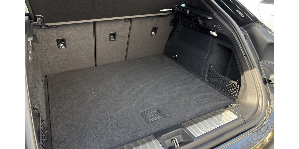 Porsche Macan 4 Bose Pano Volleder 0,25% 23.900 km 75.900 &euro; Wuppertal 42327