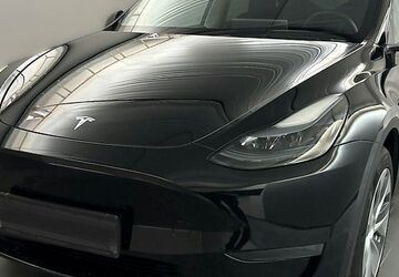 Tesla Model Y 112.800 km 32.900 &euro; Bochum 44803