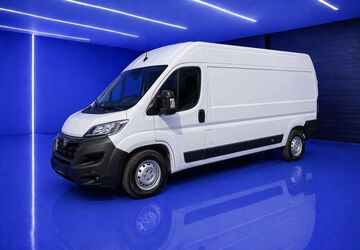 Opel Movano 68.000 km 19.900 &euro; Essen 45141