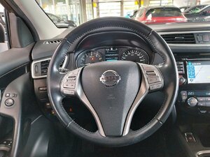 Nissan Qashqai N-Connecta SHZ 360°Kam Pano Navi 43.732 km 12.480 &euro; HAAN 42781