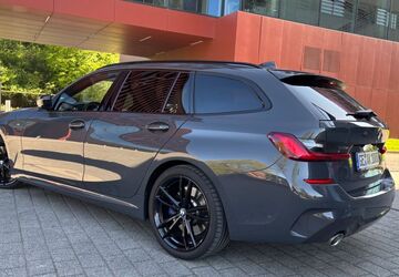 BMW 320 106.500 km 27.599 &euro; Gelsenkirchen 45894