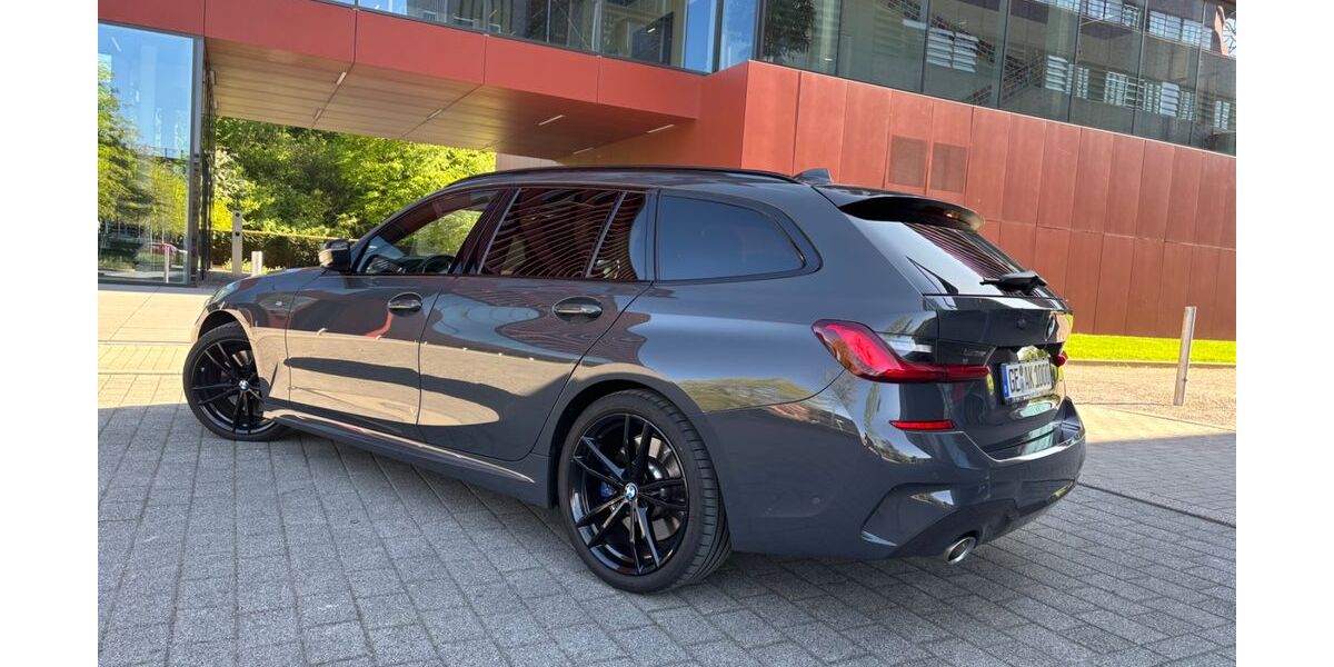 BMW 320 106.500 km 27.599 &euro; Gelsenkirchen 45894