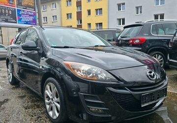 Mazda 3 176.000 km 4.200 &euro; Essen 45144