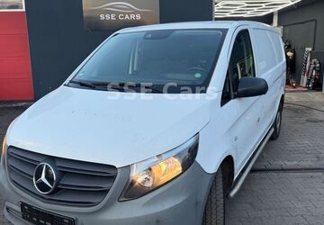 Mercedes-Benz Vito 124.200 km 13.990 &euro; Bochum 44795