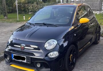 Abarth 595 84.000 km 13.990 &euro; Düsseldorf 40625