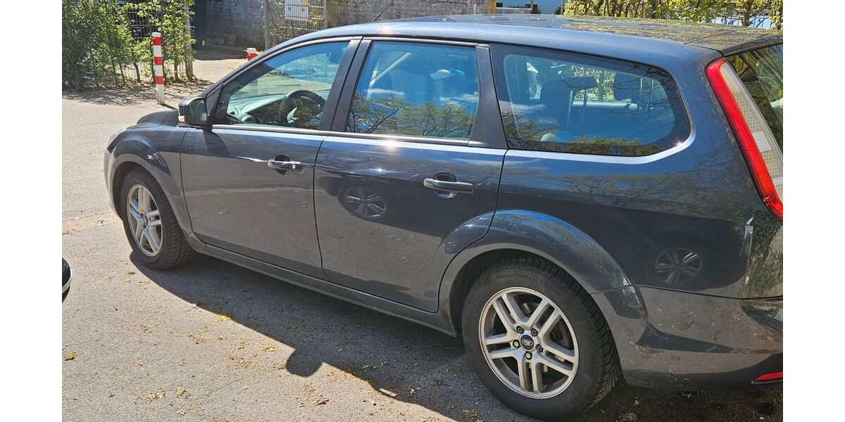 Ford Focus 222.000 km 1.600 &euro; Monheim am Rhein 40789