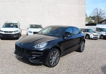 Porsche Macan 141.960 km 30.990 &euro; Solingen 42653