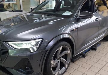 Audi e-tron 53.239 km 39.825 &euro; Hagen 58091