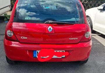 Renault Clio 152.000 km 2.490 &euro; Velbert 42549