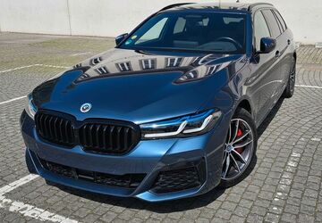 BMW 530 56.153 km 43.900 &euro; Düsseldorf 40479