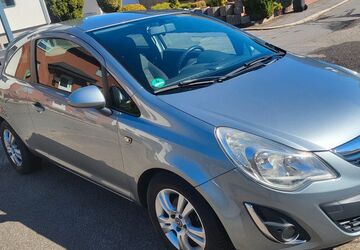 Opel Corsa 179.000 km 2.550 &euro; Essen 45141
